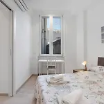 Lambrate Flat דירה *